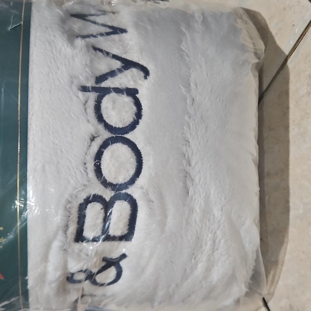 NIP! Bath & Body Works HP 🎊 LIMITED PLUSH BLANKET - Picture 2 of 5